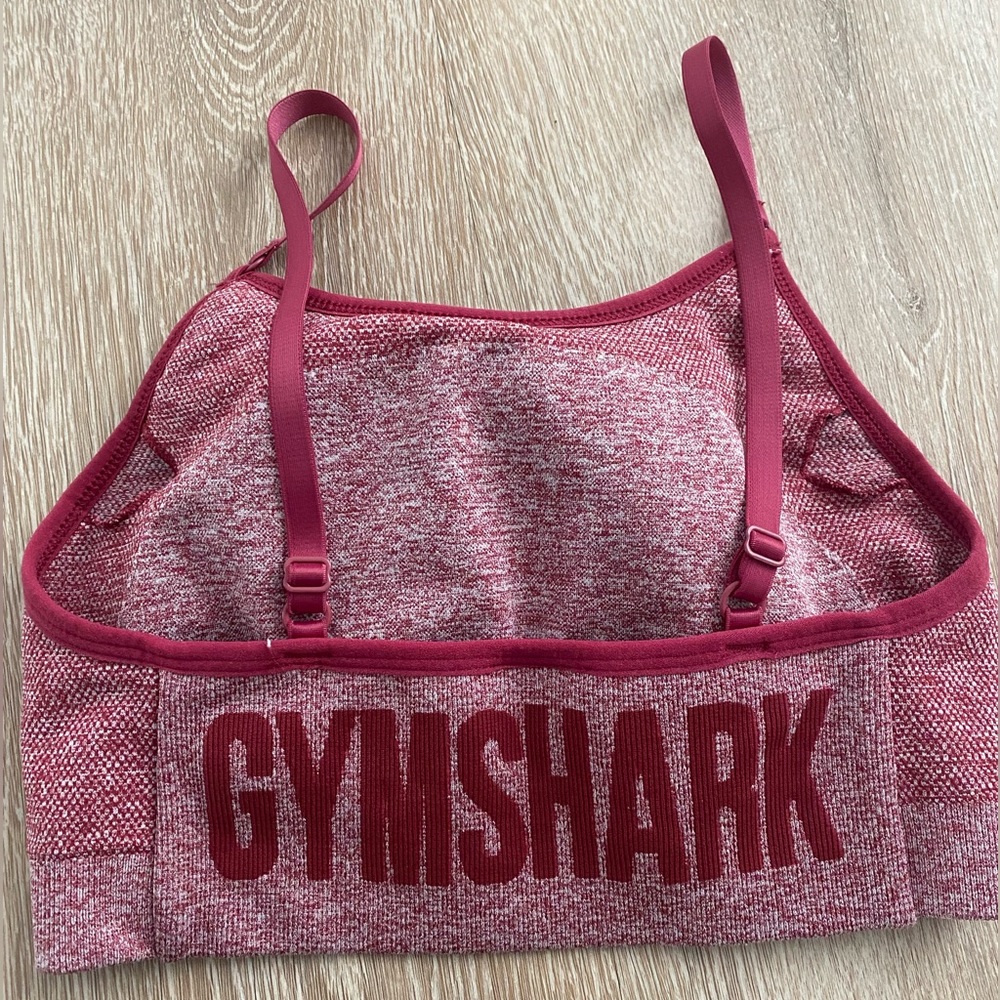 Gymshark sports bra in pink! Workout